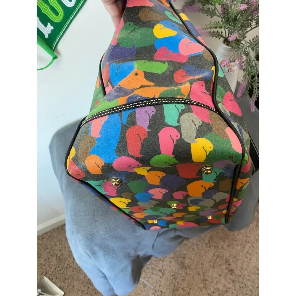 Dooney and Bourke LARGE Wonderduck Tote - Picture 6 of 9